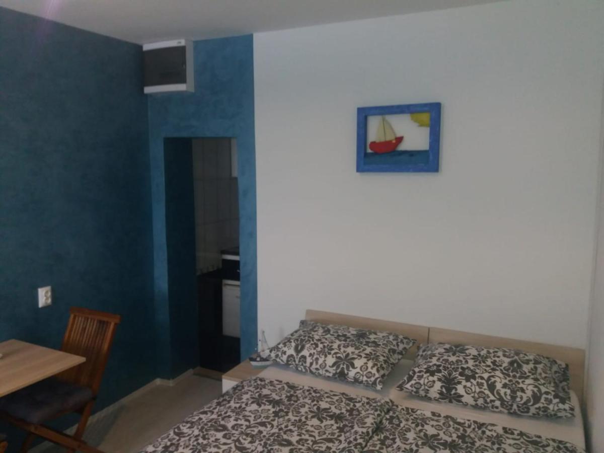 Studio Ruzica -Stobrec, Near Split Apartment ภายนอก รูปภาพ